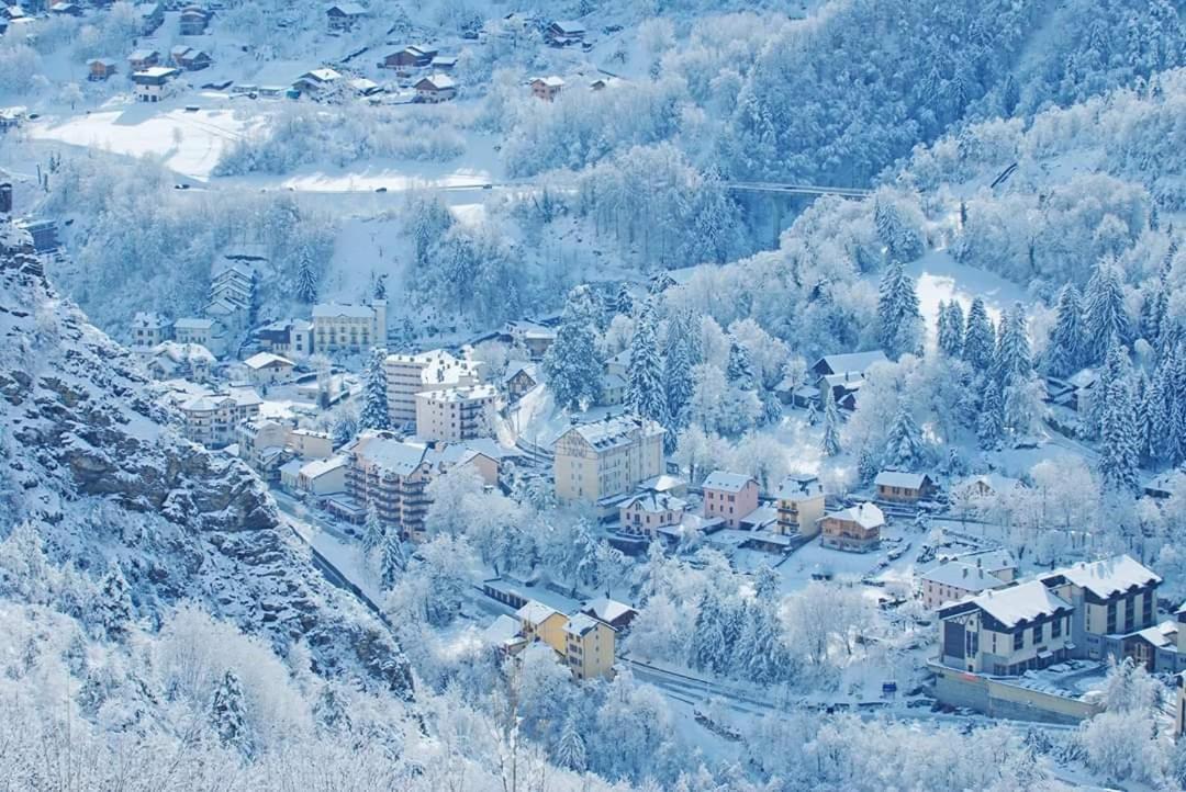 Pensee Des Alpes 2 Etoiles Ski And Spa Brides-les-Bains Dış mekan fotoğraf
